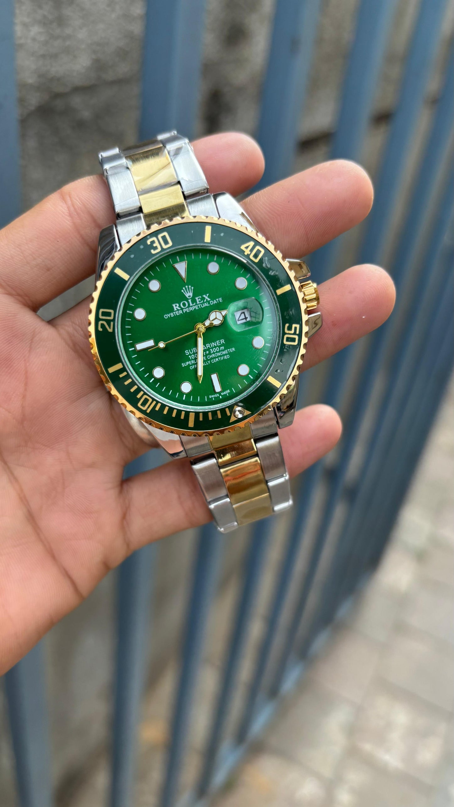 Ro-l-ex Submariner Quartz Green Dial Men's Watch