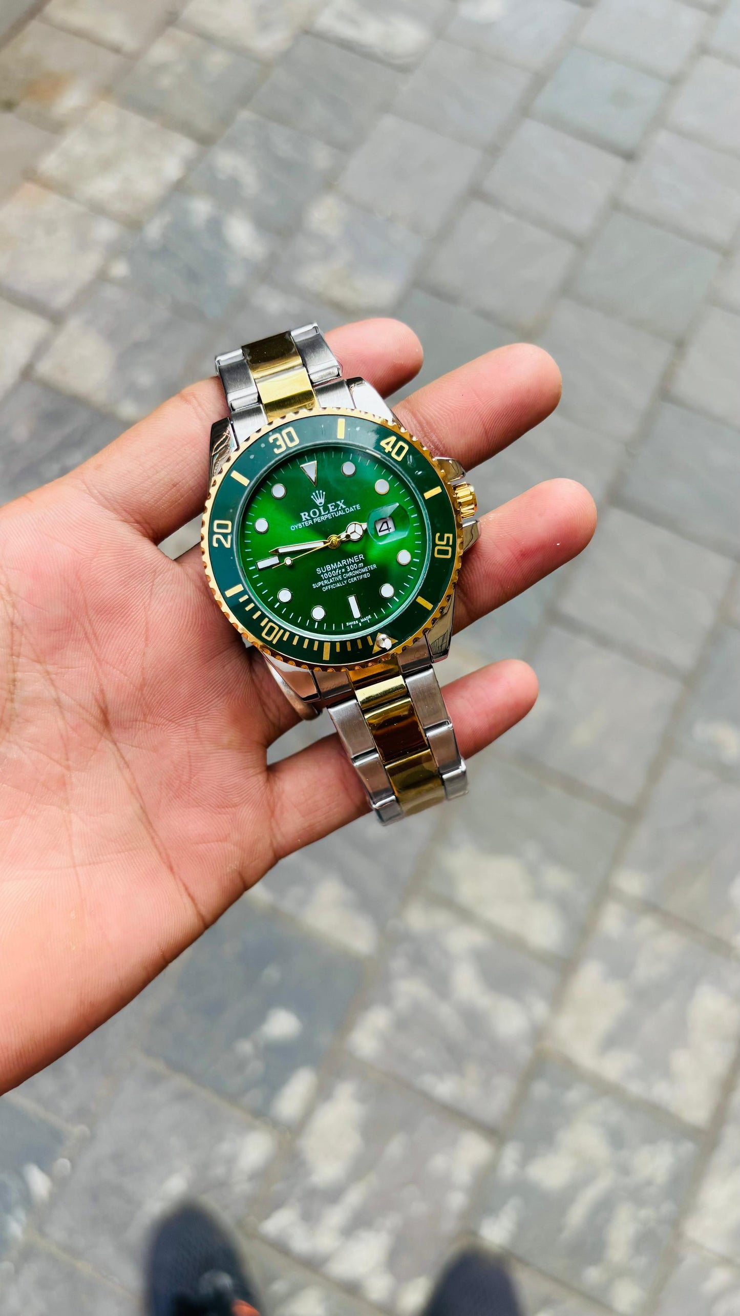 Ro-l-ex Submariner Quartz Green Dial Men's Watch