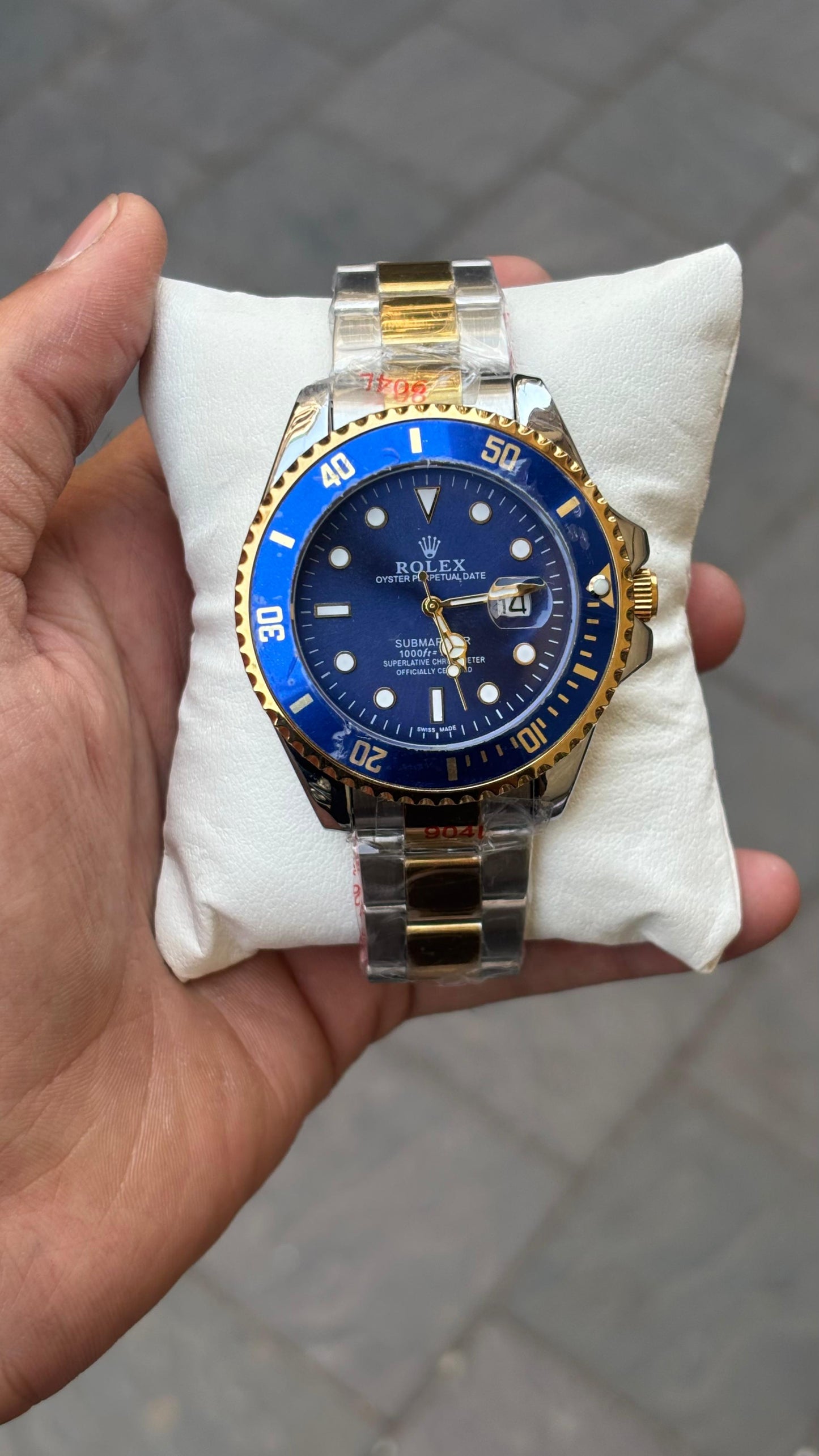 Rolex Submariner Analog Blue Dial Round Men's Watch