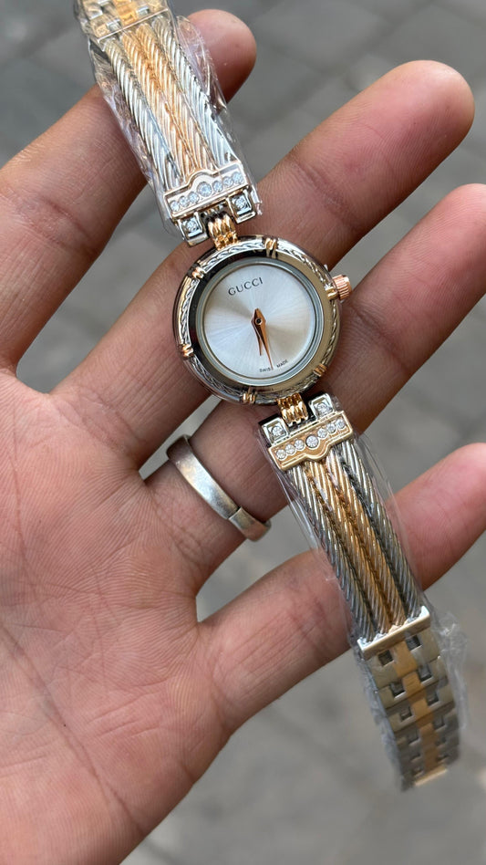 Gu-c-ci White Dial Analog Metal Belt Women's Watch