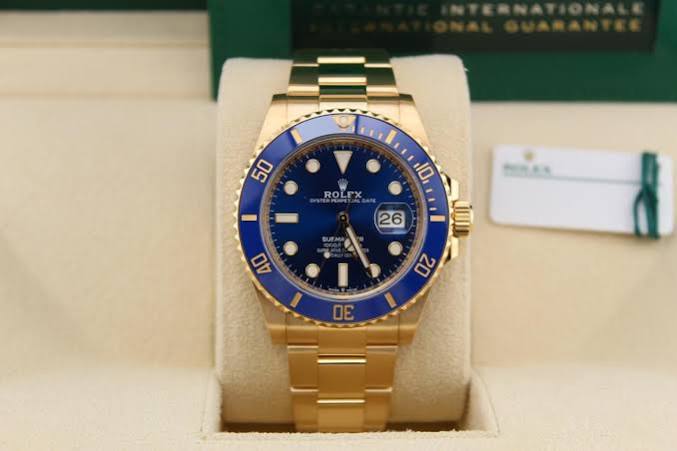 Rolex Submariner Analog Blue Dial Round Men's Watch