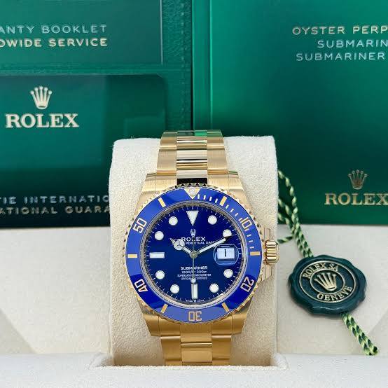 Rolex Submariner Analog Blue Dial Round Men's Watch
