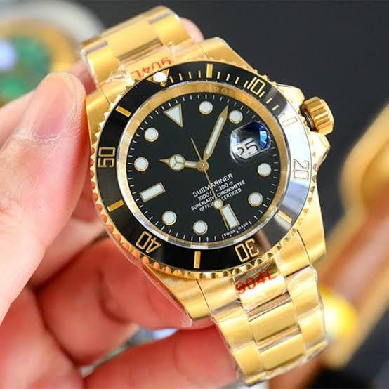 Rolex Submariner Analog Black Dial Round  Men's Watch