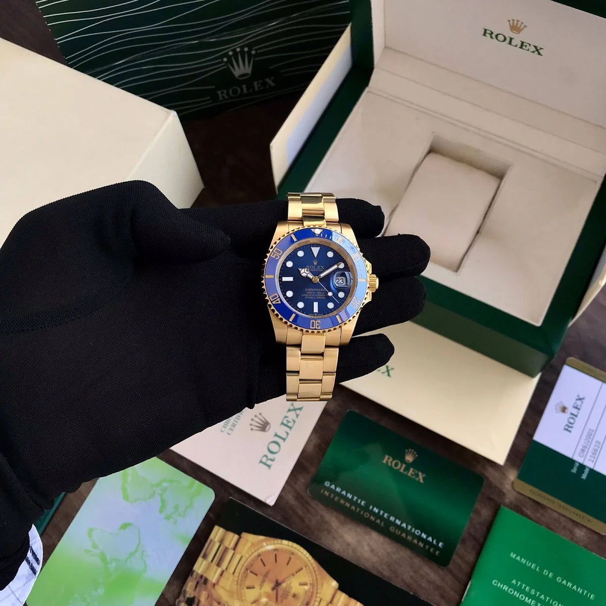 Rolex Submariner Analog Blue Dial Round Men's Watch